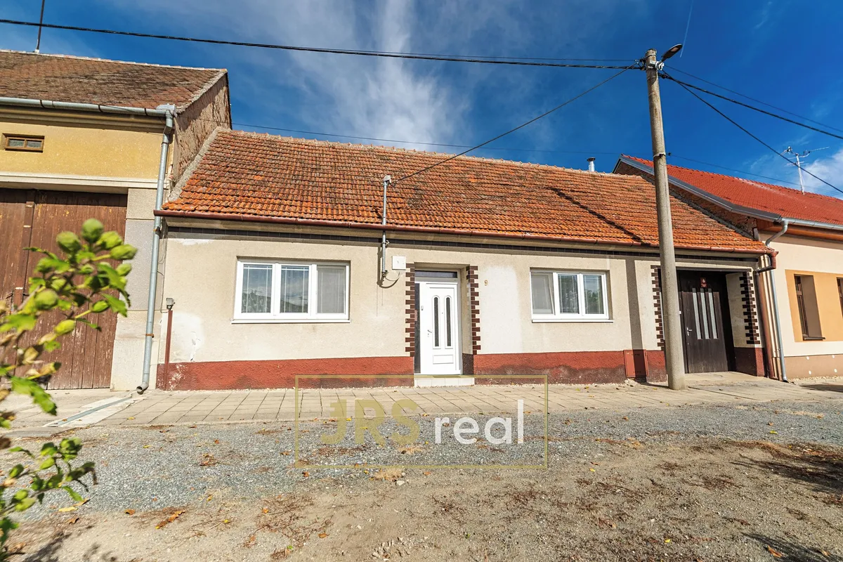 Prodej rodinného domu 102 m², pozemek 1931 m²